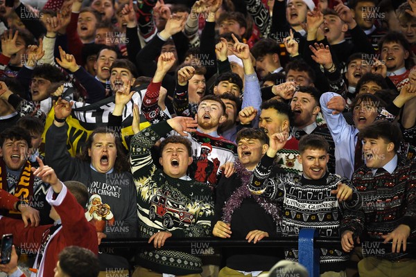 031225 - Cardiff Uni v Cardiff Met - Cardiff Clash - Fans