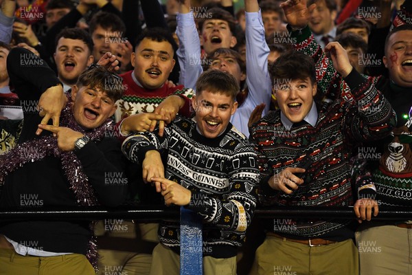 031225 - Cardiff Uni v Cardiff Met - Cardiff Clash - Fans