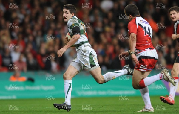 30.03.11 - Cardiff University v Swansea University - Welsh Varsity 2011 - Aled Lewis of Swansea University goes over to score try. 