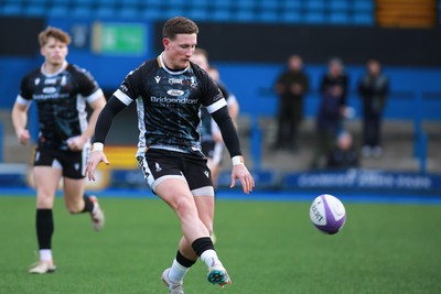 270124 - Cardiff v Bridgend - Indigo Group Premiership - Edd Howley of Bridgend Ravens chips through