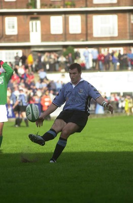 271001 - Cardiff v Glasgow - Heineken Cup - Cardiff's Iestyn Harris converts the try which he scored