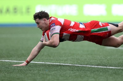 020526 - Cardiff RFC v Llandovery RFC - SRC Semi Final - Kian Abraham of Llandovery runs in to score a try