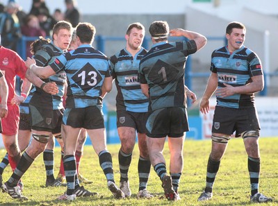 180212 Cardiff RFC v Llanelli RFC - Swalec Cup -Cardiff's players celebrate at the final whistle