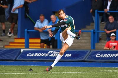 010918 - Cardiff RFC v Merthyr RFC - Principality Premiership - Matthew Jarvis of Merthyr kicka goal