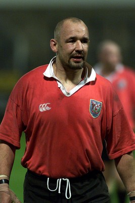 050405 Cardiff vs Newbridge Welsh Premier  LeagueCardiff captain Rob AppleyardDarren Griffiths/