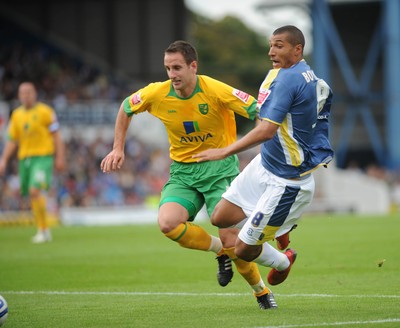 23.08.08 - Championship Football Cardiff City v Norwich City Cardiff's Jay Bothroyd and Norwich's John Kennedy compete 