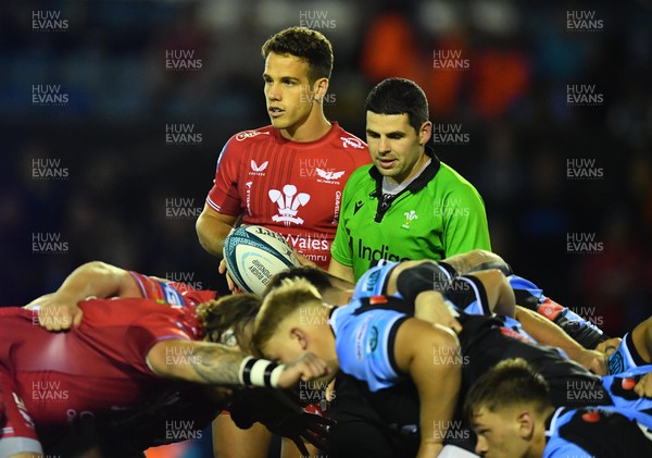 290923 - Cardiff Rugby v Scarlets - Preseason Friendly - Kieran Hardy of Scarlets