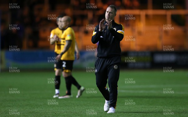 031118 - Carlisle United v Newport County - Sky Bet League 2 - Newport County manager Michael Flynn applauds Newport fans at the final whistle