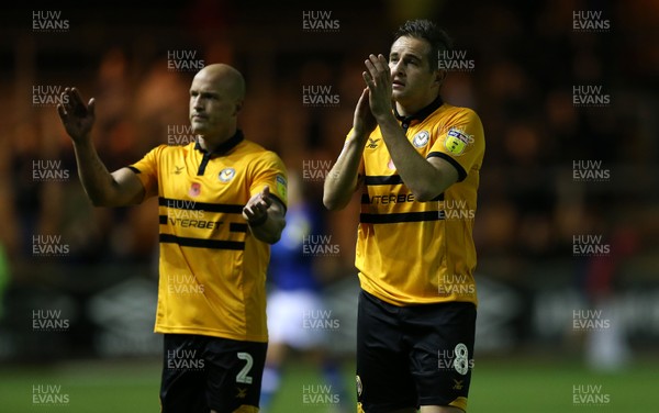 031118 - Carlisle United v Newport County - Sky Bet League 2 - Newport County players applaud their fans at the final whistle