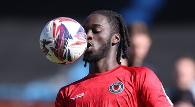 050425 - Carlisle United v Newport County - Sky Bet League 2 - Cameron Antwi of Newport warms up before the match