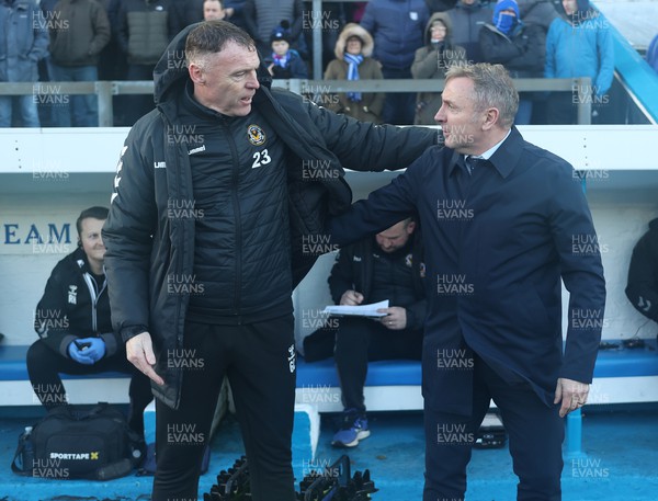 140123 - Carlisle United v Newport County - Sky Bet League 2 - Manager Paul Simpson of Carlisle greets Manager Graham Coughlan of Newport County at the start of the match
