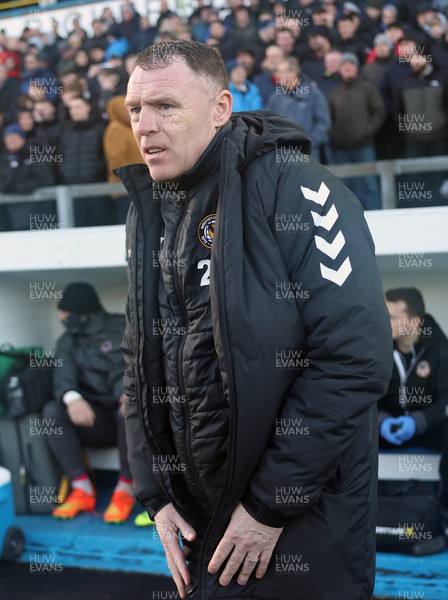 140123 - Carlisle United v Newport County - Sky Bet League 2 - Manager Graham Coughlan of Newport County looks apprehensive before the match