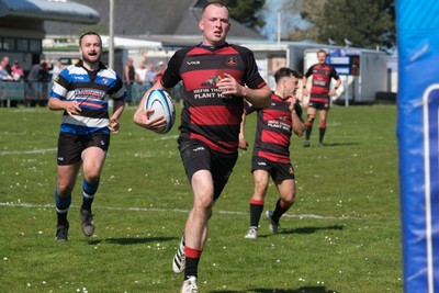 250426 - Fishguard v Carmarthen Athletic - Admiral National League 2 West - 