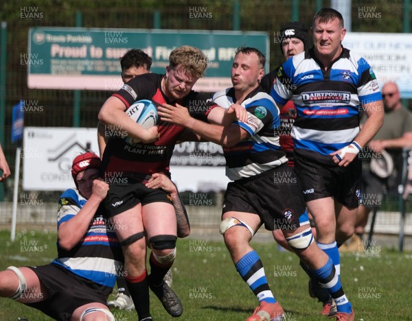 250426 - Fishguard v Carmarthen Athletic - Admiral National League 2 West - 