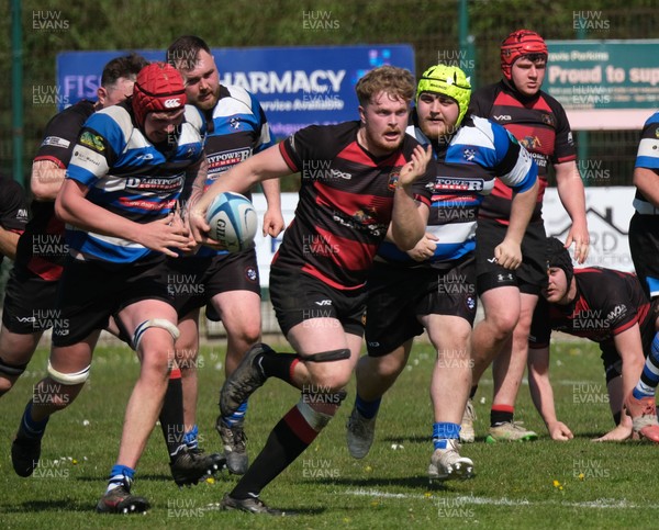 250426 - Fishguard v Carmarthen Athletic - Admiral National League 2 West - 