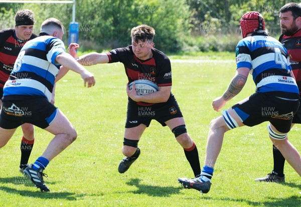 250426 - Fishguard v Carmarthen Athletic - Admiral National League 2 West - 