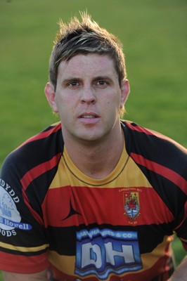 27.04.10 - Carmarthen Quins Rugby Squad 2009/2010 - Gavin Evans. 