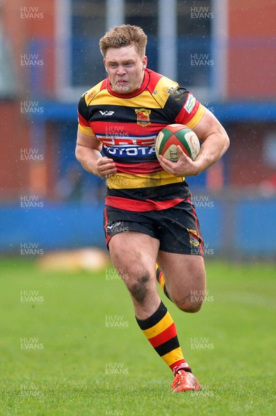 010417 Carmarthen Quins v Bedwas - Fosters Challenge Cup Final - Morgan Griffiths of Carmarthen Quins on the attack