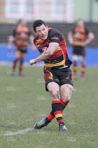 130413 - Camarthen Quins v Pontypridd - Swalec Cup Semi Final - Carmarthen Quins Dan Newton takes a kick at goal