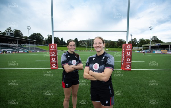 280923 - Wales Women Rugby Training  - Carys Cox, right, who will make her Wales debut when she starts against USA at Stadium CSM on Saturday, along with Nel Metcalfe who is named in the replacements