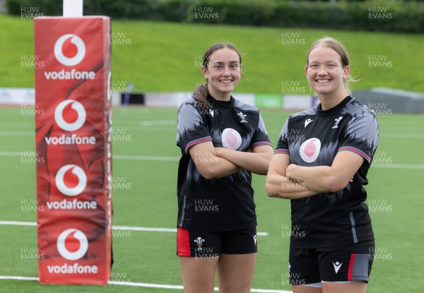 280923 - Wales Women Rugby Training  - Carys Cox, right, who will make her Wales debut when she starts against USA at Stadium CSM on Saturday, along with Nel Metcalfe who is named in the replacements