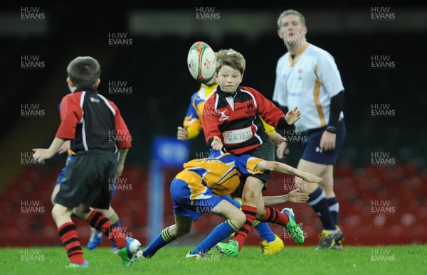 170413 - Castell Nedd School v Tywyn School - Under 11 Schools Final - 