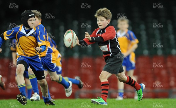 170413 - Castell Nedd School v Tywyn School - Under 11 Schools Final - 