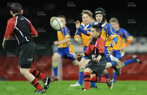 170413 - Castell Nedd School v Tywyn School - Under 11 Schools Final - 