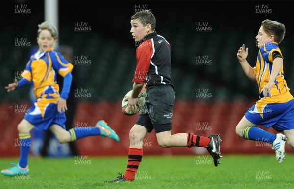 170413 - Castell Nedd School v Tywyn School - Under 11 Schools Final - 