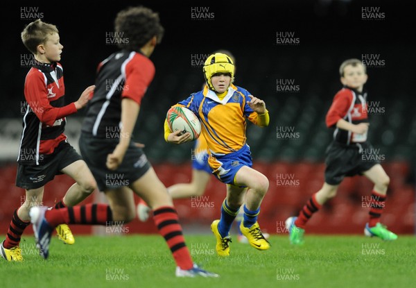 170413 - Castell Nedd School v Tywyn School - Under 11 Schools Final - 