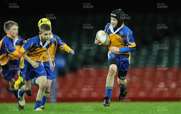 170413 - Castell Nedd School v Tywyn School - Under 11 Schools Final - 