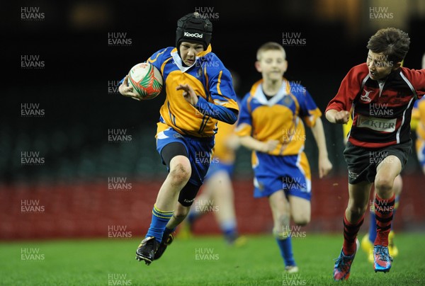 170413 - Castell Nedd School v Tywyn School - Under 11 Schools Final - 