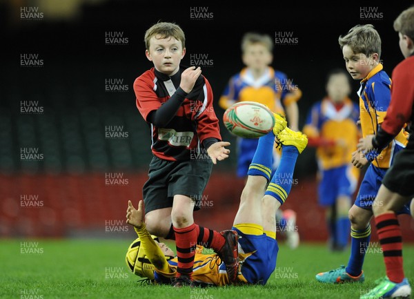 170413 - Castell Nedd School v Tywyn School - Under 11 Schools Final - 