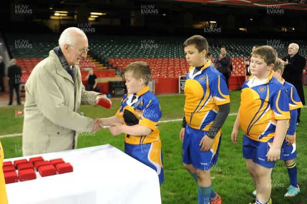 170413 - Castell Nedd School v Tywyn School - Under 11 Schools Final - 