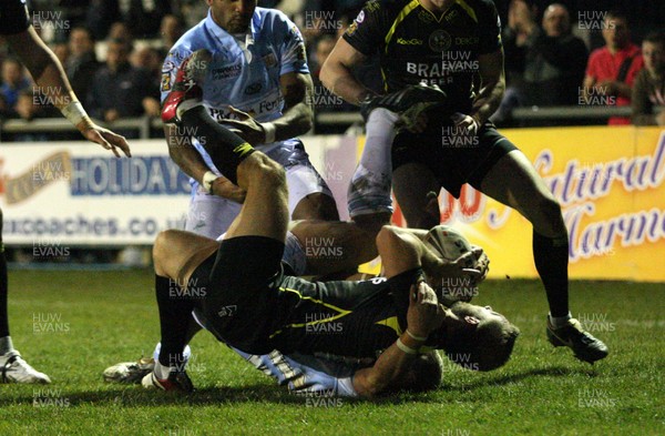 21.02.09 - Celtic Crusaders v Hull FC, engage Super League. - Crusaders Damien Quinn scores the first Super League try at the Brewery Field 