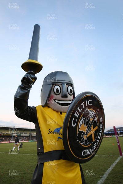 21.02.09 - Celtic Crusaders v Hull FC, engage Super League. - Crusaders mascot prepares to welcome the Super League to the Brewery Field 