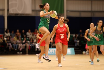 270323 - Celtic Dragons v Strathclyde Sirens - Vitality Netball Super League - Ella Powell-Davies of Celtic Dragons