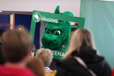 270323 - Celtic Dragons v Strathclyde Sirens - Vitality Netball Super League - Mascot