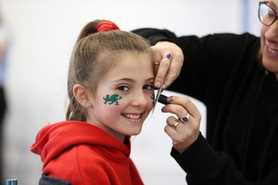 270323 - Celtic Dragons v Strathclyde Sirens - Vitality Netball Super League - Face Painting