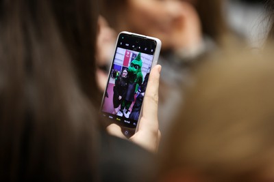 270323 - Celtic Dragons v Strathclyde Sirens - Vitality Netball Super League - fans