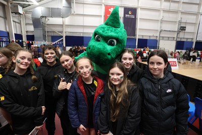 270323 - Celtic Dragons v Strathclyde Sirens - Vitality Netball Super League - Fans