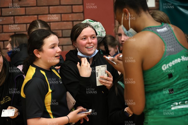 280322 - Celtic Dragons v Surrey Storm - Vitality Netball Superleague - Fans get autographs from players