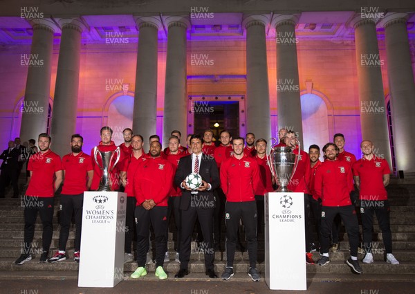 310816 - The Wales Football Squad on the steps of the National Museum of Wales, Cardiff, to mark the start of the run up to the Champions League Final which Cardiff is hosting in 2017