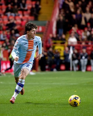 011125 - Charlton Athletic v Swansea City - Sky Bet Championship - Josh Key of Swansea City
