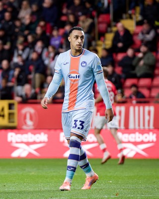 011125 - Charlton Athletic v Swansea City - Sky Bet Championship - Adam Idah of Swansea City