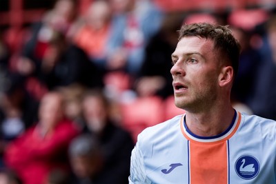 011125 - Charlton Athletic v Swansea City - Sky Bet Championship - Josh Tymon of Swansea City