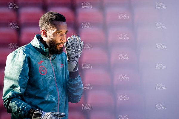 011125 - Charlton Athletic v Swansea City - Sky Bet Championship - Lawrence Vigouroux of Swansea City warming up