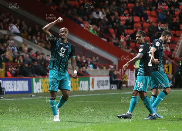 021019 - Charlton Athletic v Swansea City - Sky Bet Championship -  Andre Ayew celebrates scoring