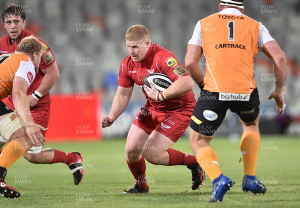 021217 - Toyota Cheetahs v Scarlets - Guinness PRO14 -  Dylan Evans of the Scarlets 