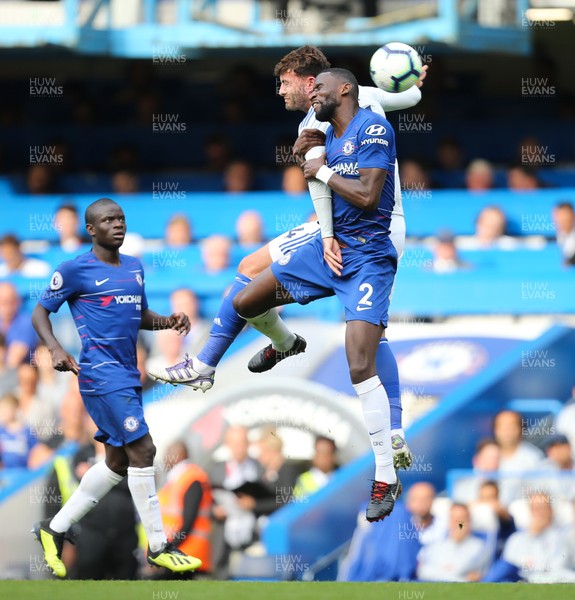 150918 - Chelsea v Cardiff City, Premier League - Gary Madine of Cardiff City and Antonio Rudiger of Chelsea compete for the ball